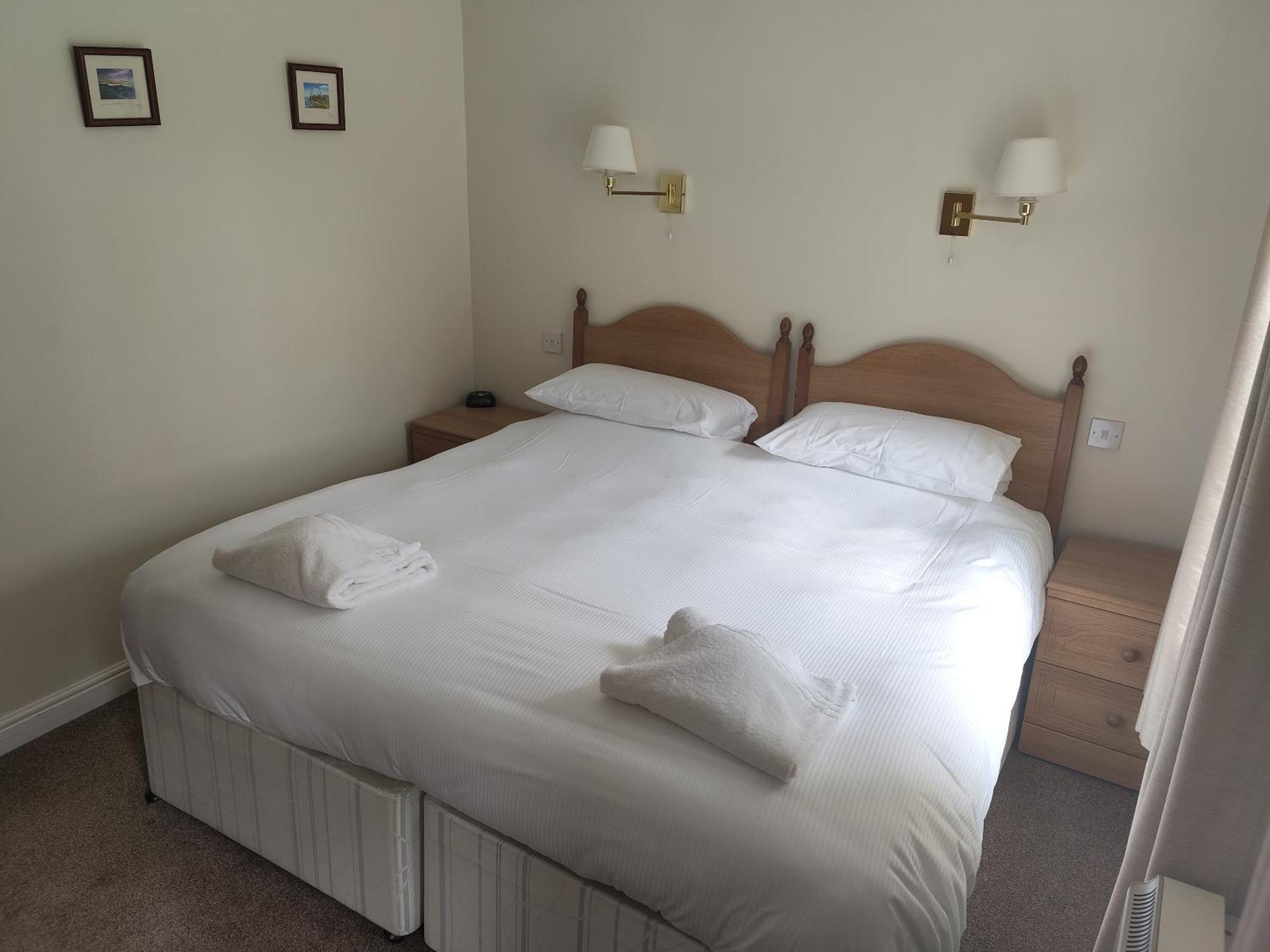 Sutton Hall Resort Thirsk Habitación foto